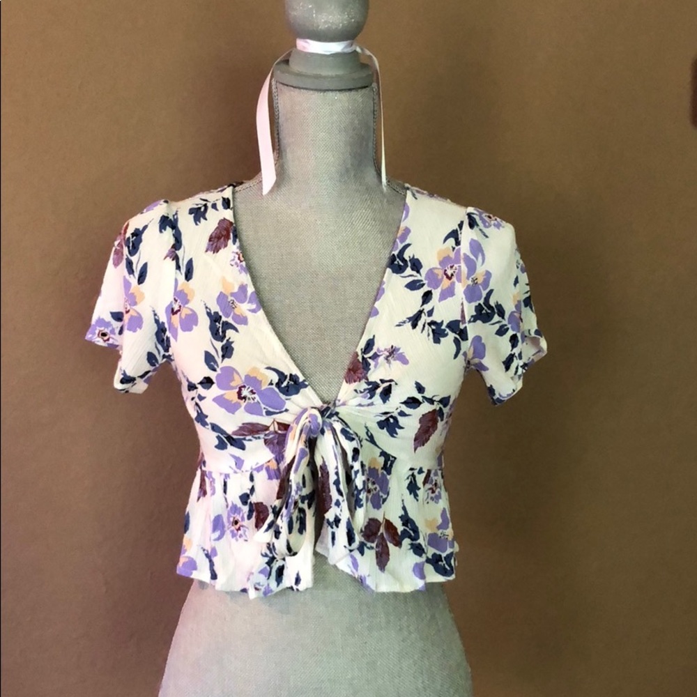 Tie up floral crop top